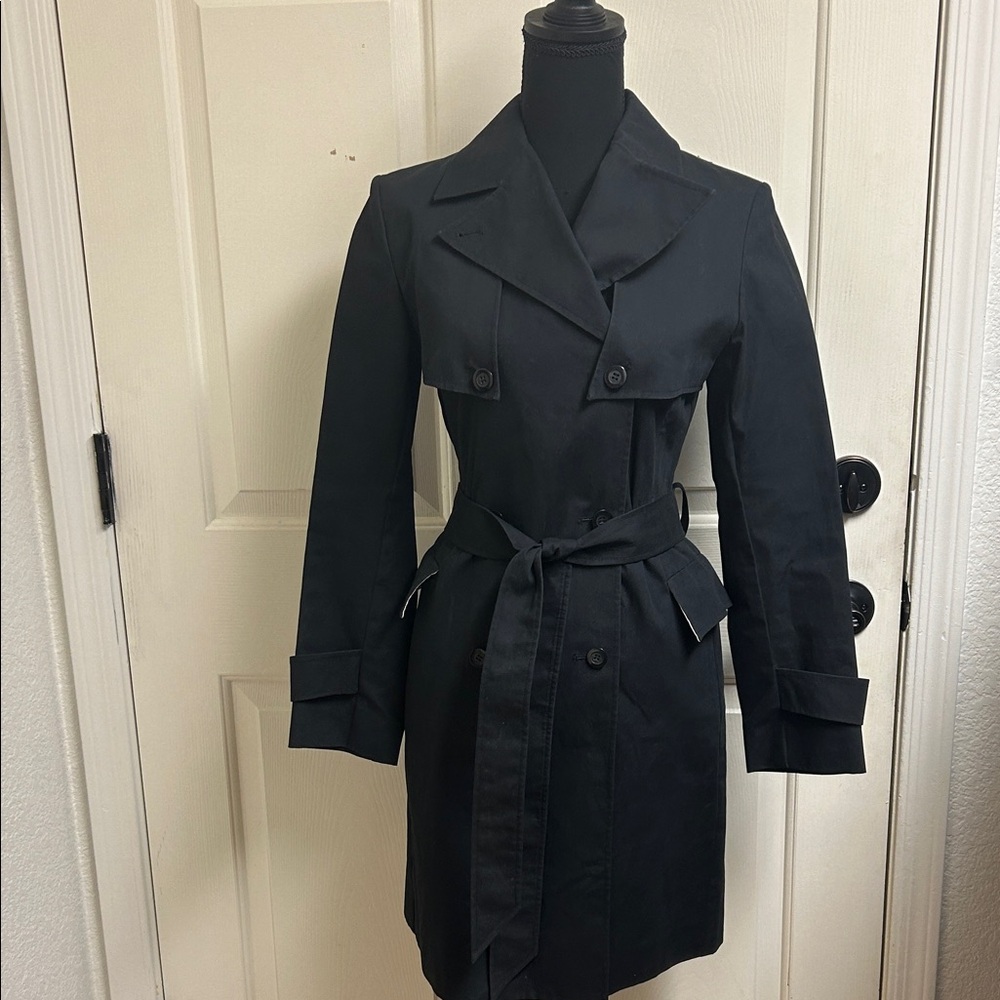 EXPRESS Size 1/2 Black trench coat with belt and pockets, 100% Cotton, EUC